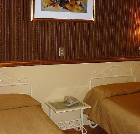 Hotel Espana 圣地亚哥 客房 照片